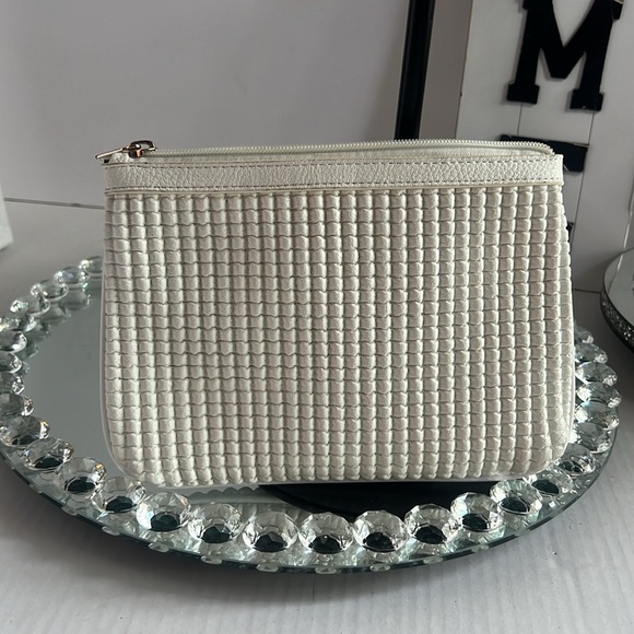 Cream Cosmetic Bag - Picture 5 of 9